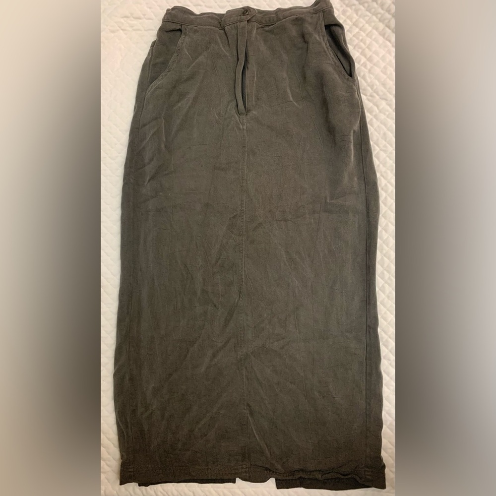 Vintage CYNTHIA MAX Women’s Dark Gray Long Skirt W/Back Slit & Made in USA Sz M